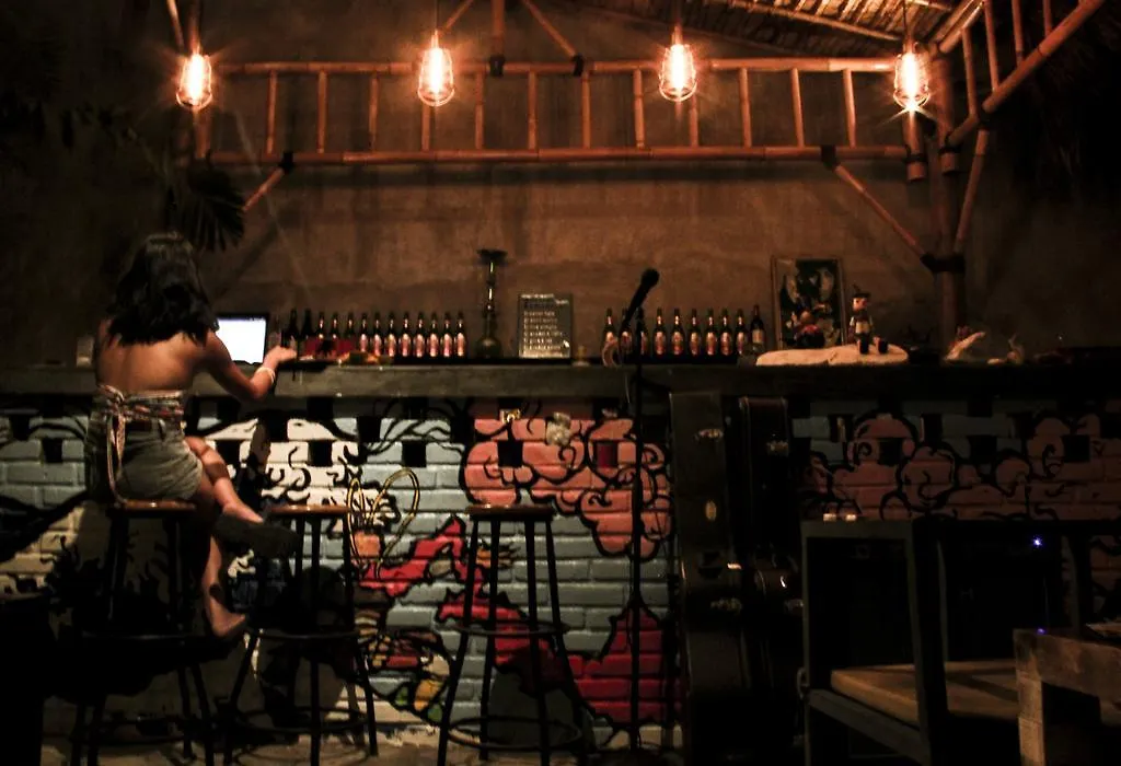 Hostel Nuka Beach Inn Kuta Lombok